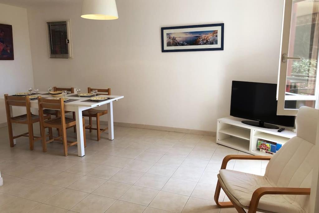 Appartement 60M2 - 2 Chambres A Une Minute Des Plages, Parking Prive Sausset-les-Pins Zewnętrze zdjęcie
